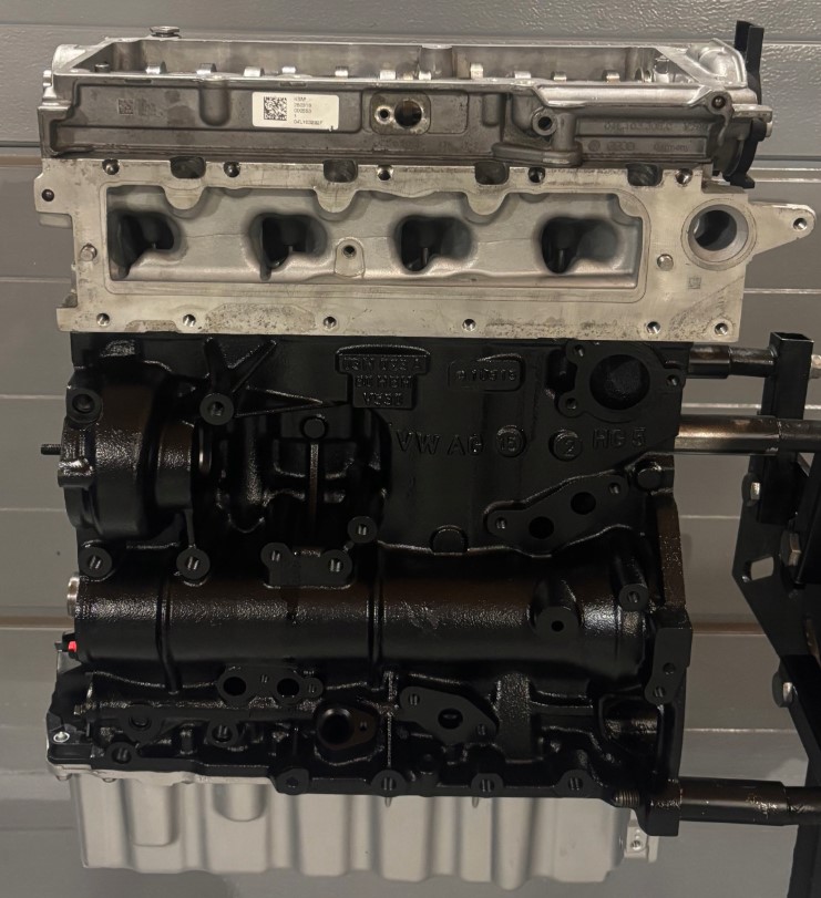 20d2f0b89d7c66ba3914581067b9a249.jpg 90f753fd15ea582e9e67acb3df6e7964